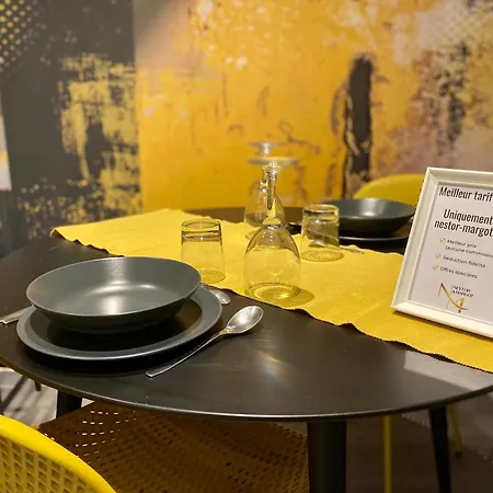 Le Black & Yellow - - Clim - Netflix - Parking Gratuit - Nestor & Margot Apartamento *